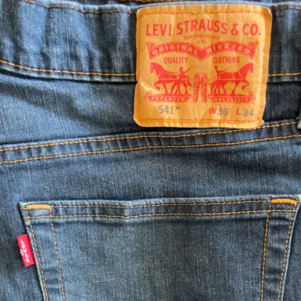 Levi's 541 Athletic Fit Jeans
